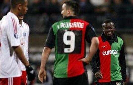 比如法国U 比如法国U