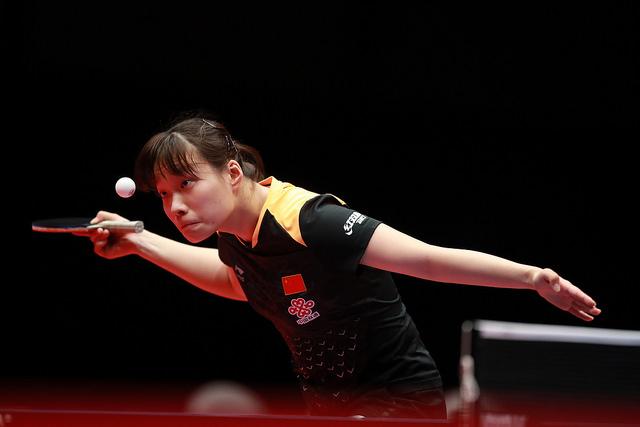 通过精确的 通过精确的